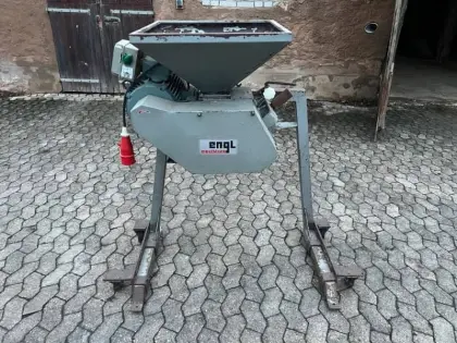 Engl Getreidequetsche