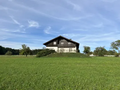 Mehrgenerationenhaus mit Stall