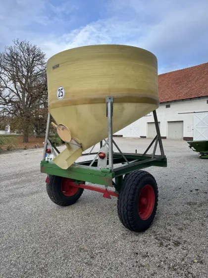 Dünger-, Futterwagen, GFK-Silo, Gosse, Fahrsilo, Silo