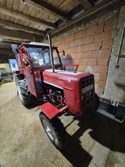 McCormick IHC 444