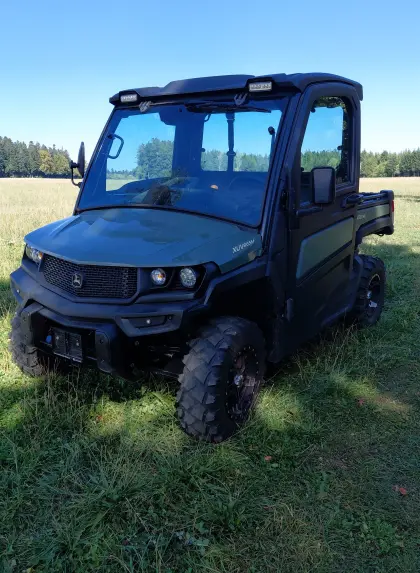 Gator John Deere 865M