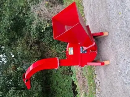 Holzhäcksler WS5 mit Zapfwellenantrieb