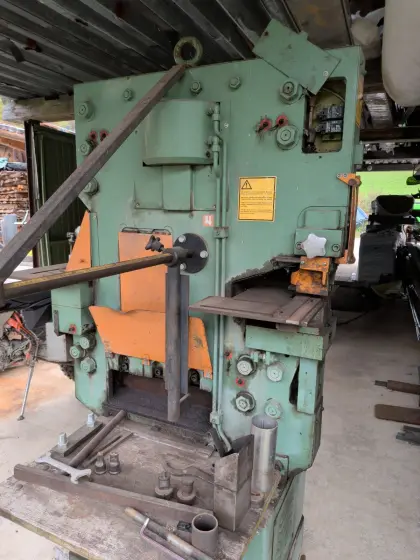 Hydraulische Profilstanze Peddyworker 802