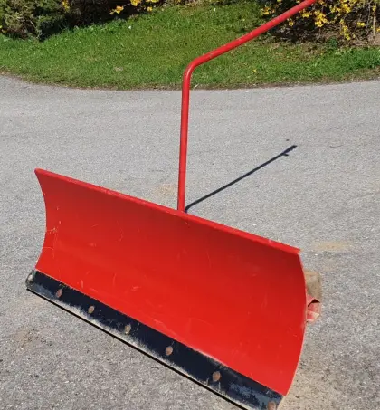 Schneeschild für Aebi Motormäher