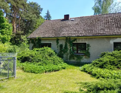 Haus mit großer Scheune, Garage, großem Garten zu verkaufen