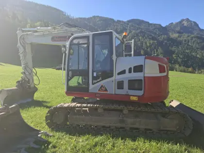 Raupenbagger der Marke „Takeuchi“ TB 2150 R