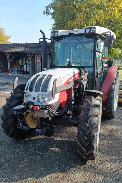 Steyr 4075 Compact Profi 1 mit Frontlader
