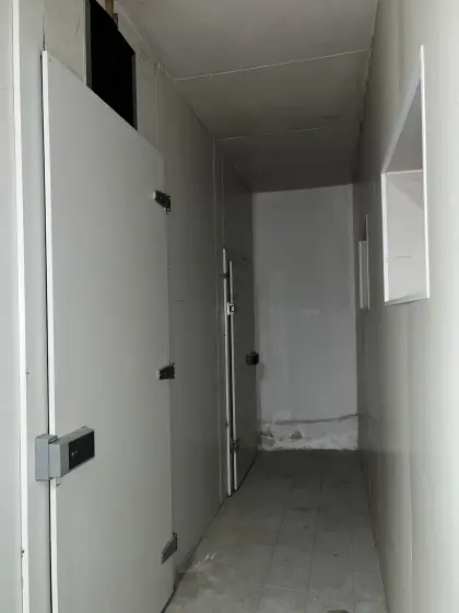 Kühlraumpaneele und Türen