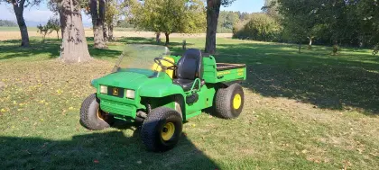 John Deere Gator 4x2 Transporter Kipper