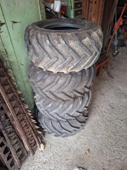 Reifen 26x12.00-12 8PR