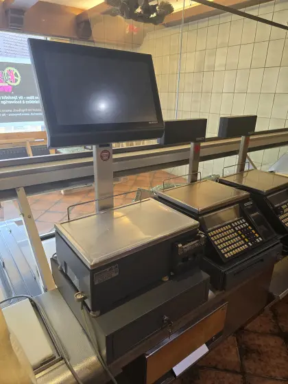 Bizerba Profi-Ladenwaage mit Touchscreen, Drucker und Geldschublade