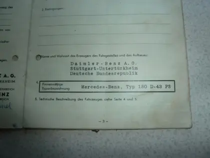 Konvolut an Typenscheinen und Betriebsanleitungen