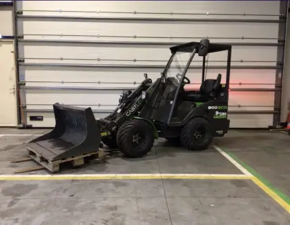 Hoflader Cast 800 Eco