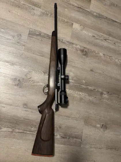 Sako 90 Grizzly Swarovski Z6i Gen 3