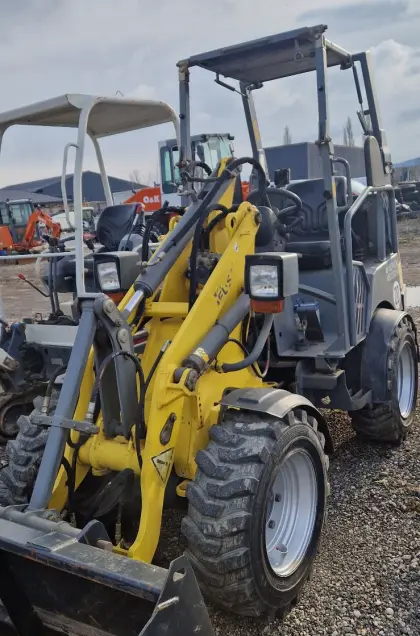 Weidemann 1280, Wacker Neuson WL25