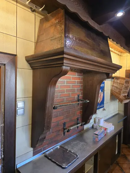 Massive Wurstkrone, Fleischkrone, Vollholz mit gedängeltem Kupfer
