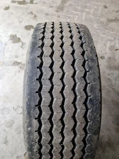 Reifen 385/65 R22,5 LKW und Anhänger