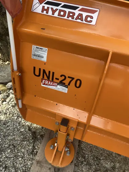 Hydrac Schneepflug UNI-270