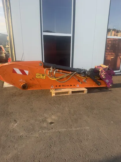 Develon Arm, Winkelbauer und Woody Harvester DX210W-7