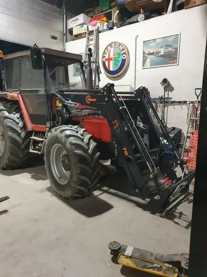 Hauer Frontlader POM R70