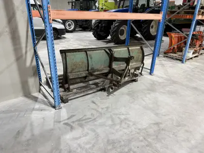 Schneepflug 2,25 m, mechanisch verstellbar