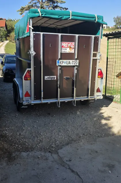 Prikolica za prevoz živali, nova, ugodno