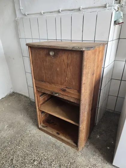 Antiker Werkstattschrank Vollholz Rolloschrank Rollladenschrank