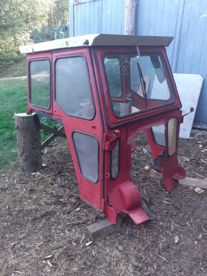 MF 148 Kabine