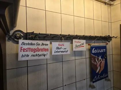 Handgeschmiedete Räucherwarenhalterung, Wurstschiene, Wurstrechen