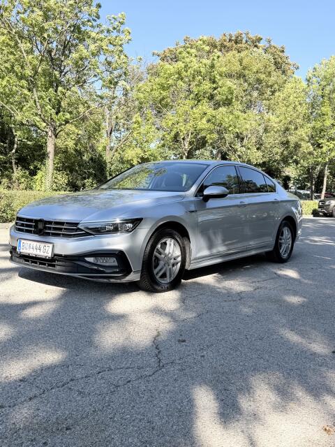 Passat B8 1.6 TDI 120 PS DSG Vollausstattung