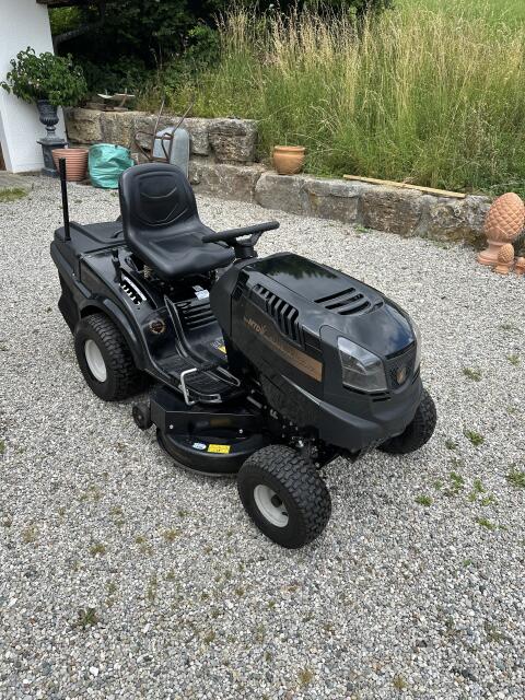 Aufsitzmäher gebraucht, Black Edition, BLACK EDITION® 220/1, 220/105 Twin H