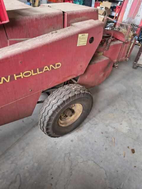 New Holland Kleinballenpresse Super 65