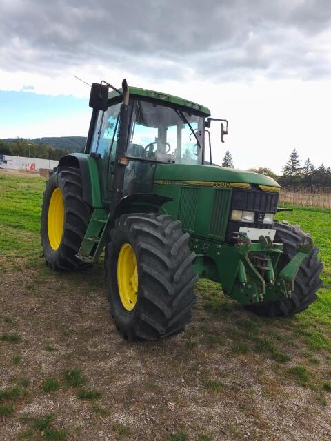 John Deere 6600