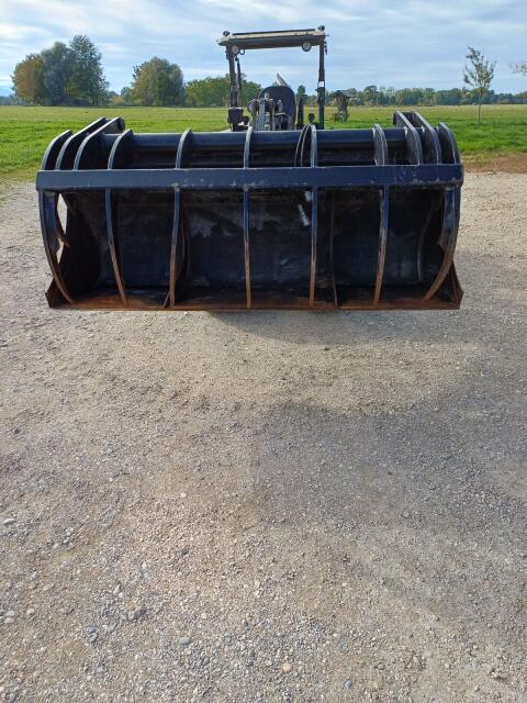 Quicke Powergrab 210