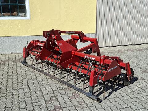 Hatzenbichler Kurzkombi 3 m mit hydr. Huckepackaufnahme