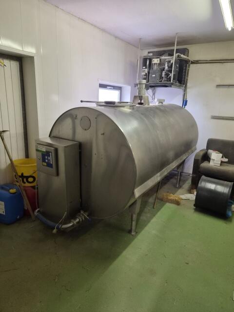 Milchtank 2.000 l, autm. Reinigung und Wärmerückgewinnung