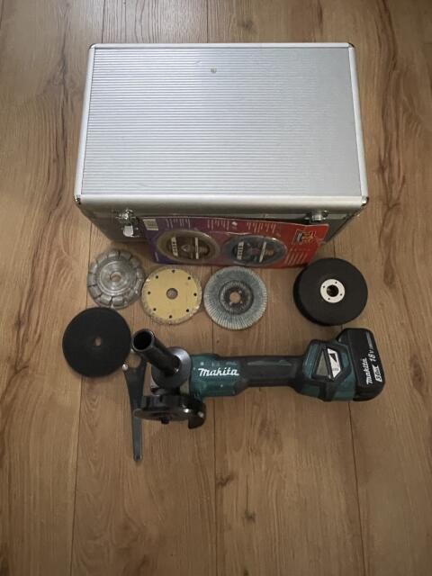 Makita DGA 513 Akku-Winkelschleifer, Flex mit Zubehör DGA513