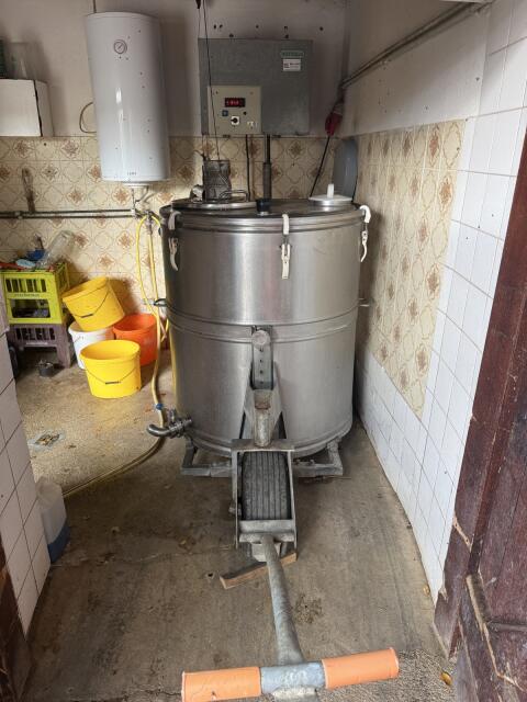 Westfalia Milchtank mit passender Kühlung WET200