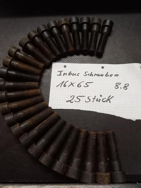 25 Inbus-Schrauben 16 x 65, Güte 8.8