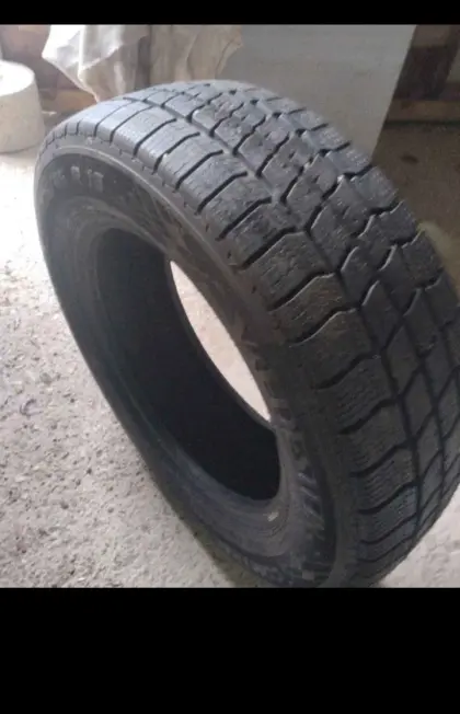 Vredestein 205/65R16 C 107/109T, Profil 7-8 mm, guter Zustand