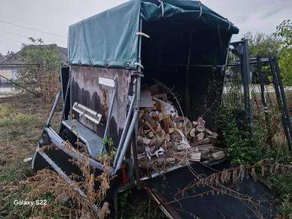 Tiertransportanhänger, reparaturbedürftig