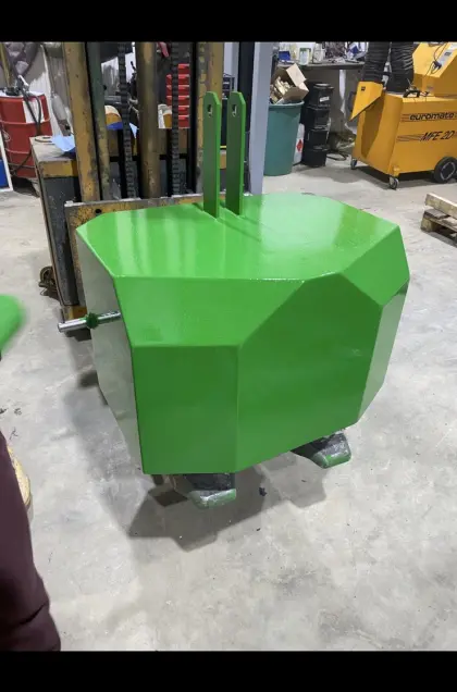 Frontgewicht 600 kg