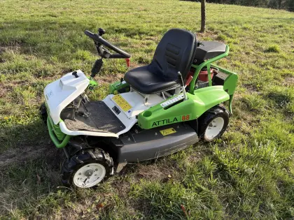 Aufsitzmäher Etesia AV 88