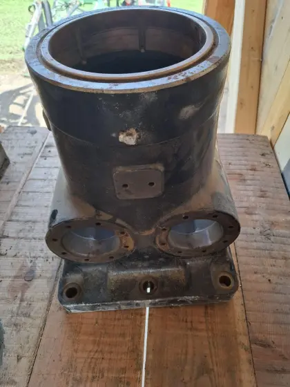 Schwenkwerksgehäuse John Deere 1110E