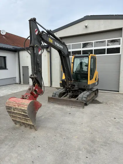 Volvo EC55