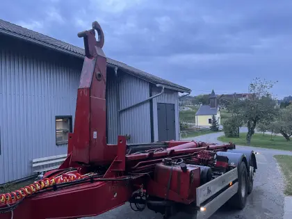 Hakenliftanhänger
