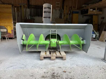 Schneefräse 2,10 m für Traktor