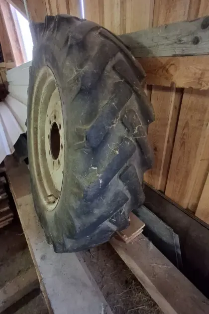 Kompletträder Steyr Plus