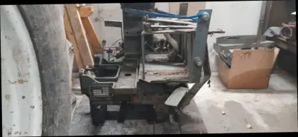 Lindner 1500 Frontbock Achsträger
