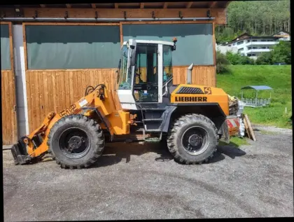 Liebherr Radlader L512